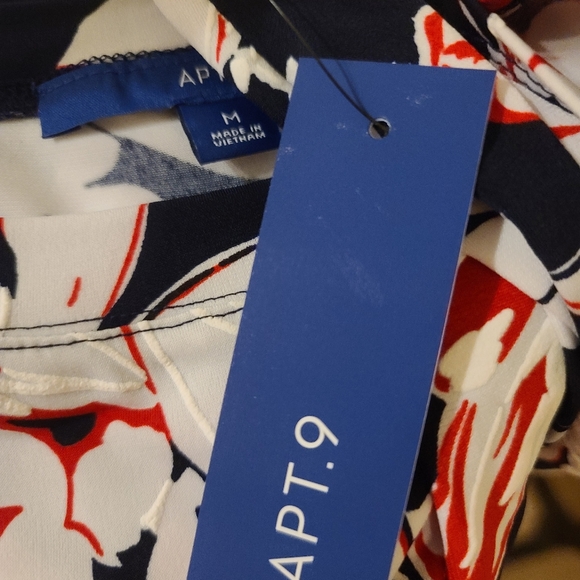 Apt. 9 Dress - Picture 2 of 4